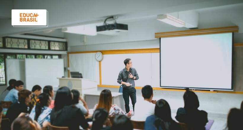 Aula magna do curso de Turismo UVA. Aula magna do curso de Turismo UVA.