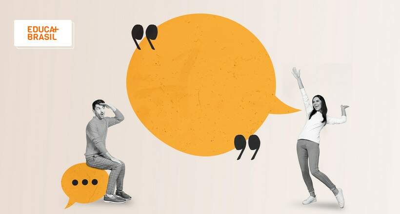 Jovem usando boa prática de comunicação com o público para não ser cancelado.