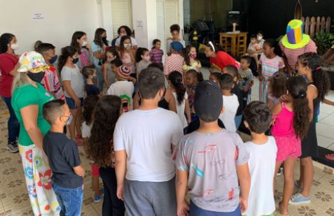 Estudantes Unifran realizam campanha de Natal para crianças de Franca/SP