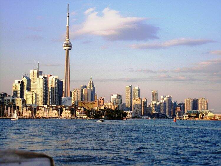 Toronto é uma das cidades mais importantes do Canadá.