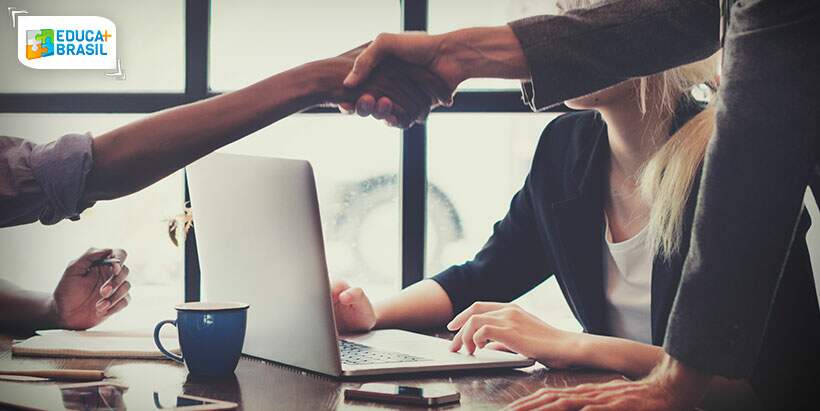 3 perguntas clássicas das entrevistas de emprego e como respondê-las