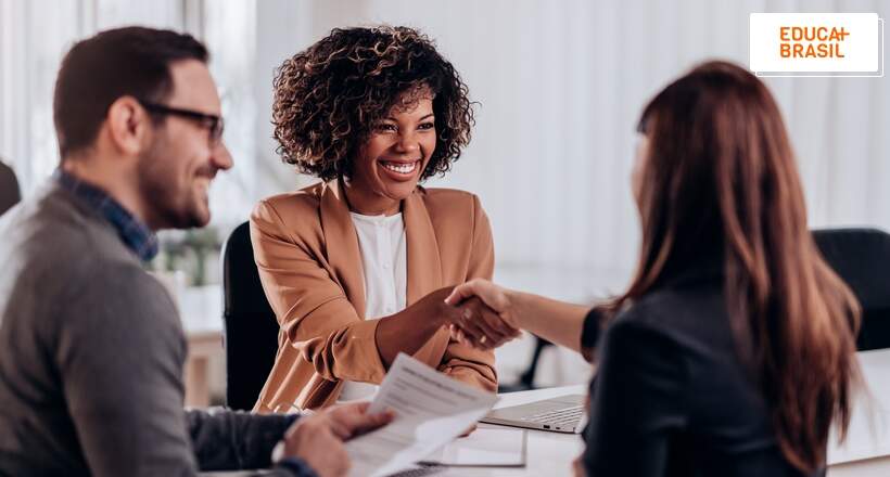 4 dicas para mandar bem na entrevista em inglês para trainee