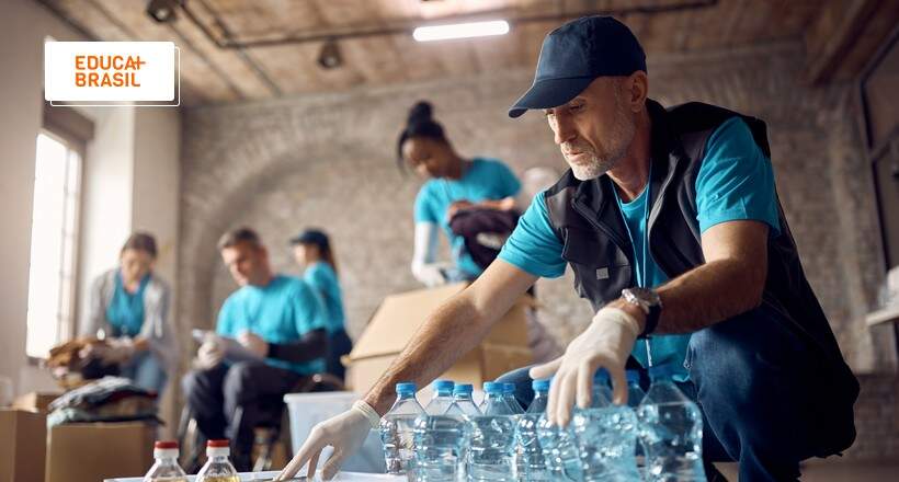 57 milhões de brasileiros exercem atividades voluntárias, diz estudo