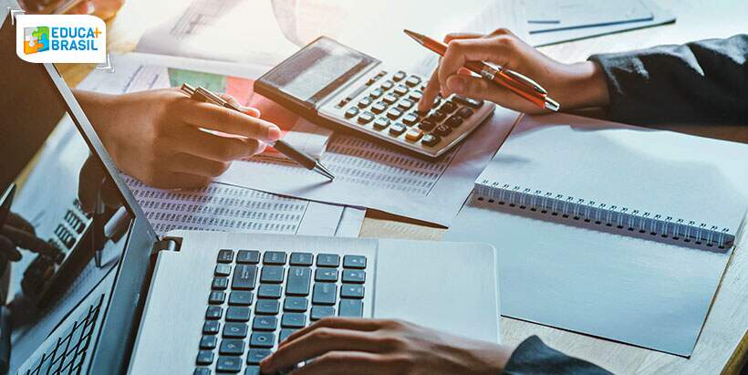 Qual é o fim do interesse na contabilidade? Qual é o fim do interesse na contabilidade?