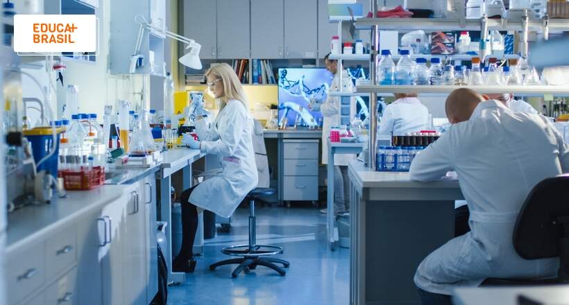 A importância do farmacêutico na pesquisa científica
