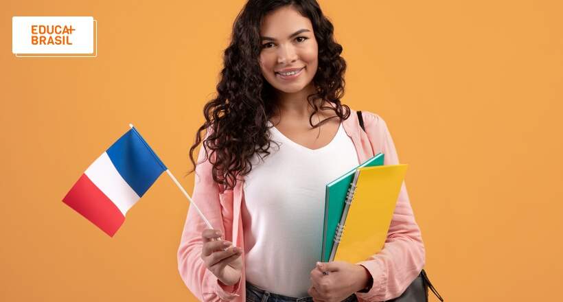 Capes abre inscrições para graduação-sanduíche na França