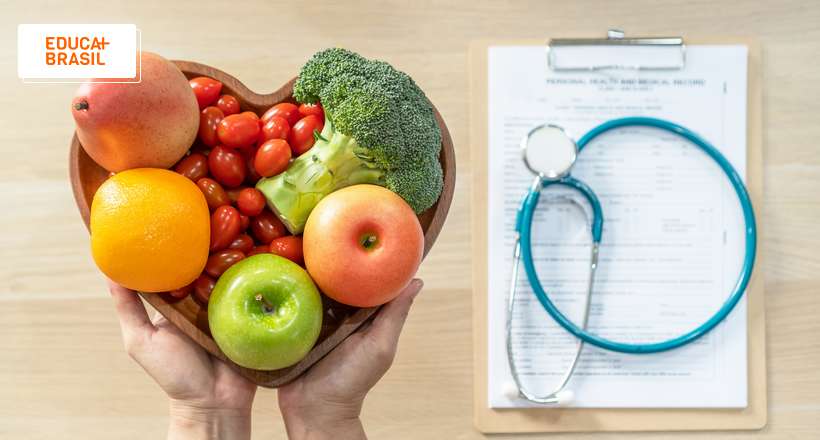 Como é o curso de Nutrição EAD?