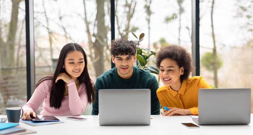 Cursos gratuitos da FGV: veja opções online com certificado na área de Direito