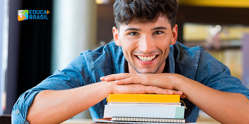Confira os 10 cursos mais escolhidos pelos estudantes brasileiros