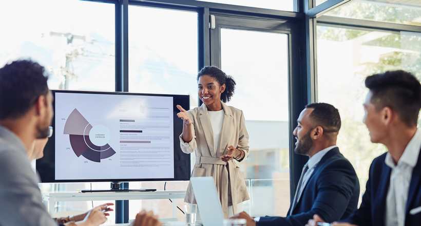 Cursos técnicos para atuar na área de gestão e negócios