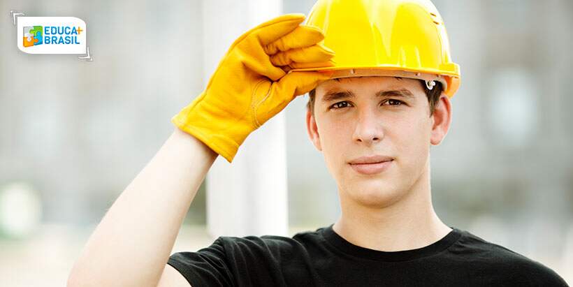 Engenharia Civil: reinventar-se na carreira é o segredo para aumentar as chances no mercado