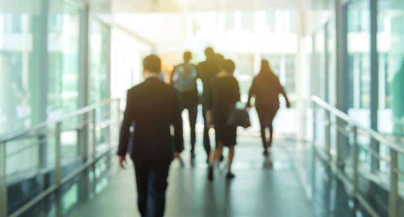 Escassez de profissionais afeta 80% das empresas no Brasil