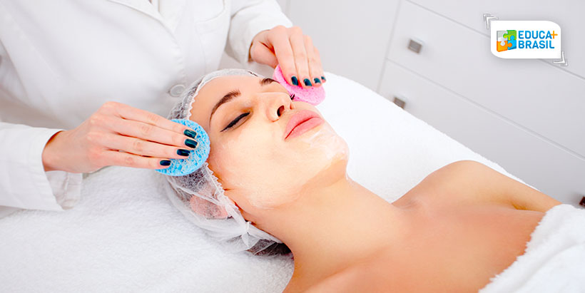 Estética e Cosmética: profissão é regulamentada pelo Governo Federal