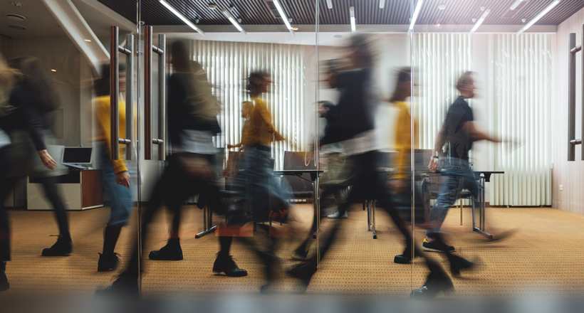 Futuro do trabalho: áreas que vão crescer ou encolher até 2034
