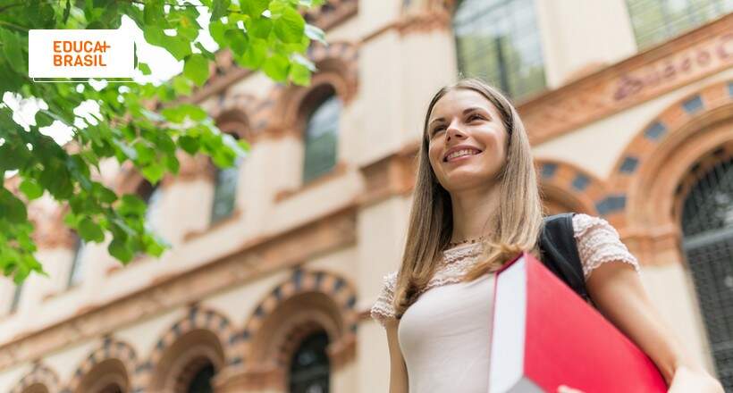 Instituição de ensino superior do Recife promove aulão beneficente para o Enem 2020