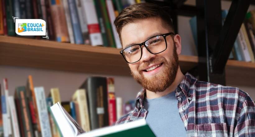 Interação em sala de aula: dicas de livros gratuitos para professores