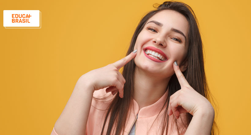 Já sorriu hoje? Rir faz bem à saúde do coração
