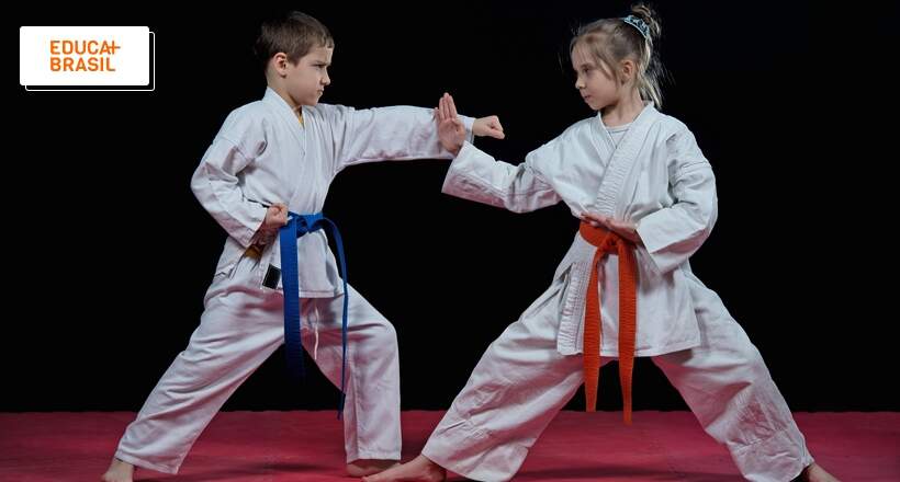 Karatê nas escolas: 5 benefícios do esporte para os estudantes