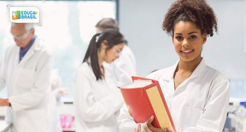 Medicina da UMC é avaliado com 5 estrelas no Guia da Faculdade