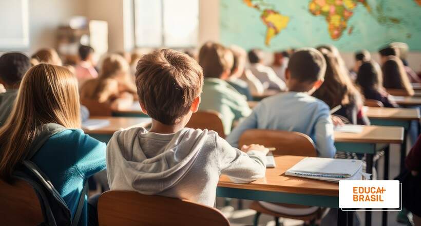 Mensalidade escolar: pesquisa lista cidades com escolas mais caras do Brasil