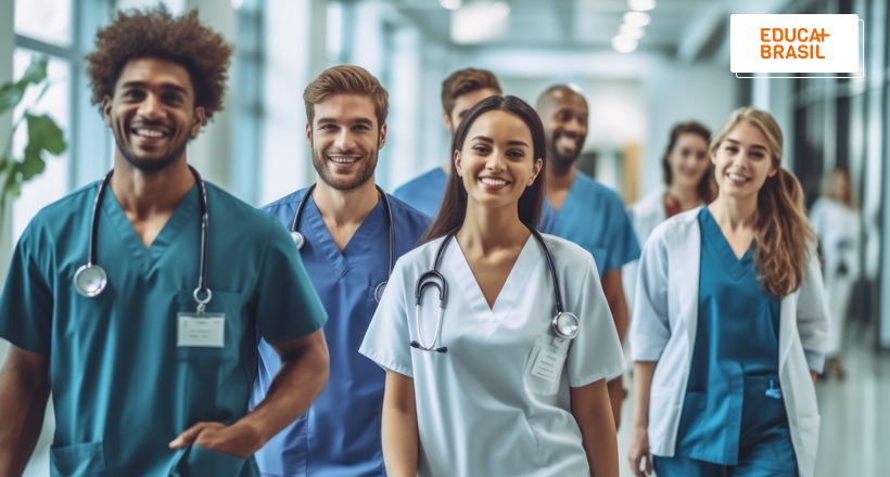 Número de médicos cresce 23,6% no Brasil entre 2019 e 2023