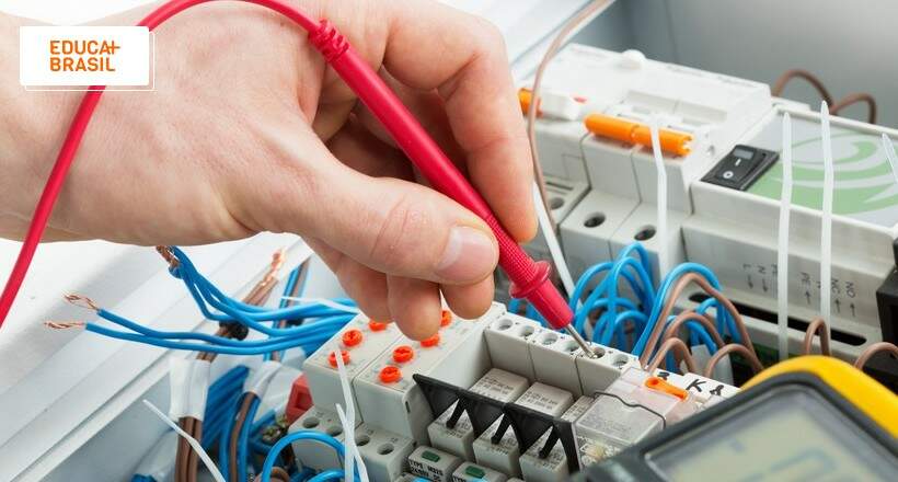 O que faz um técnico em eletrotécnica? | Educa Mais Brasil