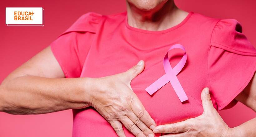 Outubro Rosa: qual a importância do apoio psicológico no tratamento?