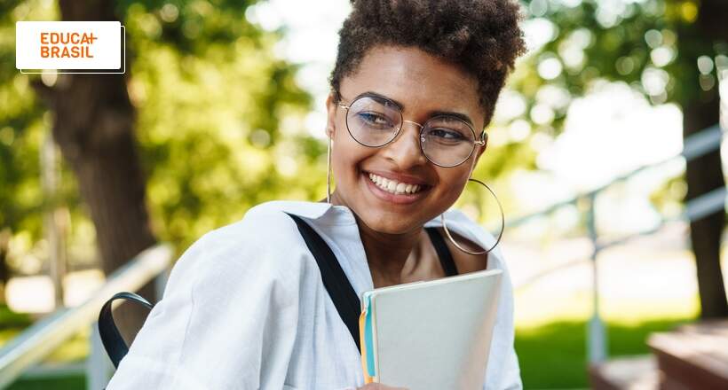 Pé-de-Meia: expansão do programa beneficiará 1,2 milhão de estudantes