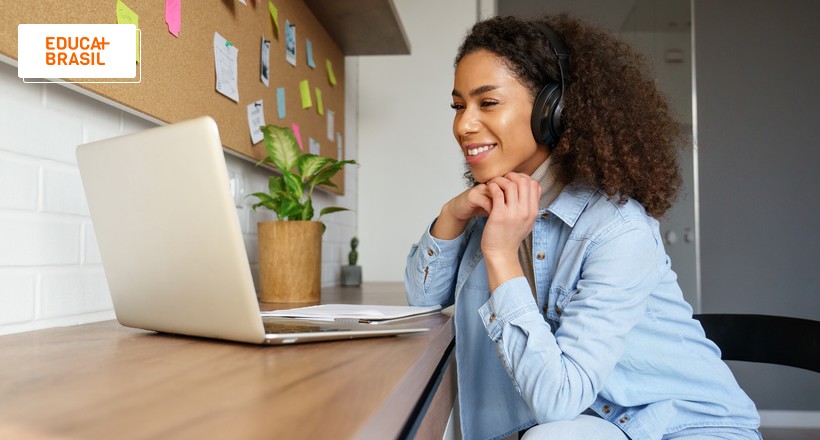 Projeto oferece mentoria gratuita em diversas áreas para o público feminino