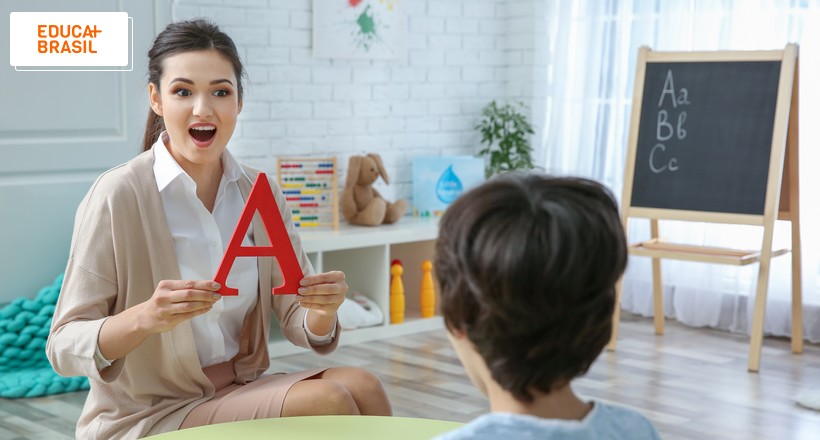 Qual é a relação entre Pedagogia e Fonoaudiologia?
