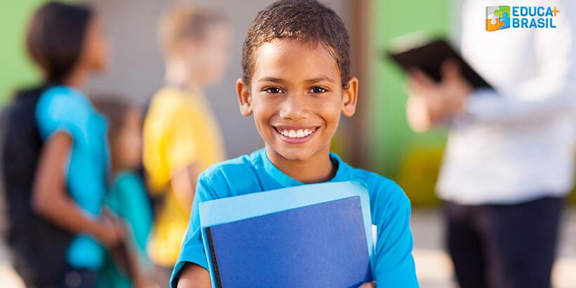 Saiba como reduzir os gastos com a educação dos filhos