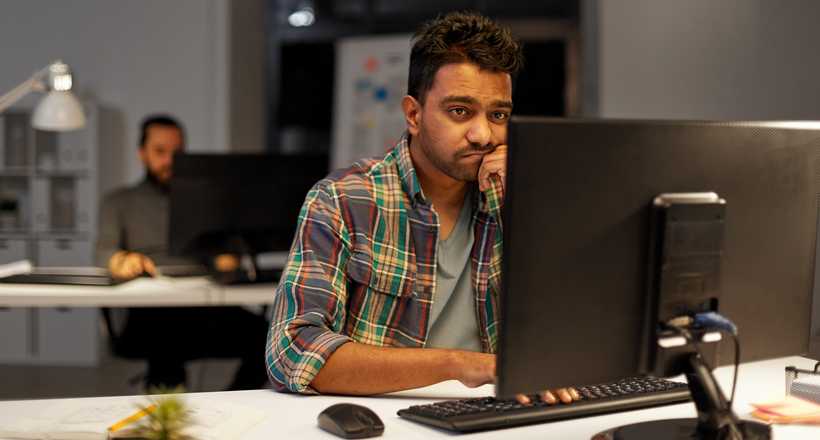 Riscos psicossociais afetam 58% dos trabalhadores no Brasil