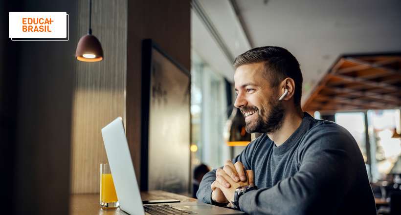 Salário Freelancer: como definir e negociar