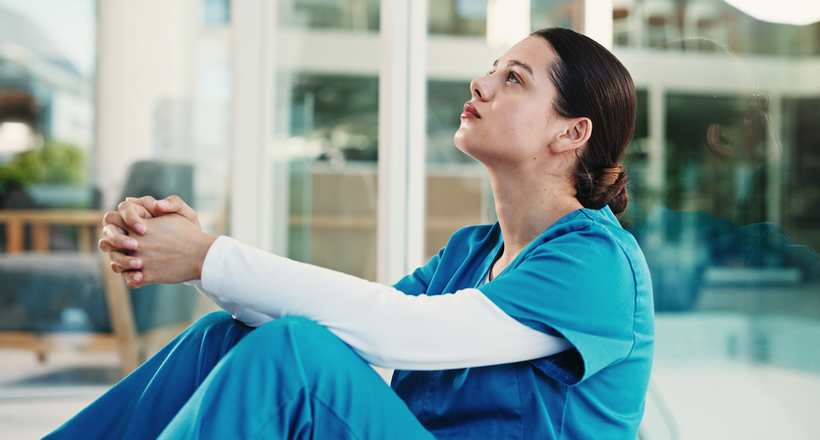 Saúde mental no trabalho: profissões com mais afastamentos no Brasil