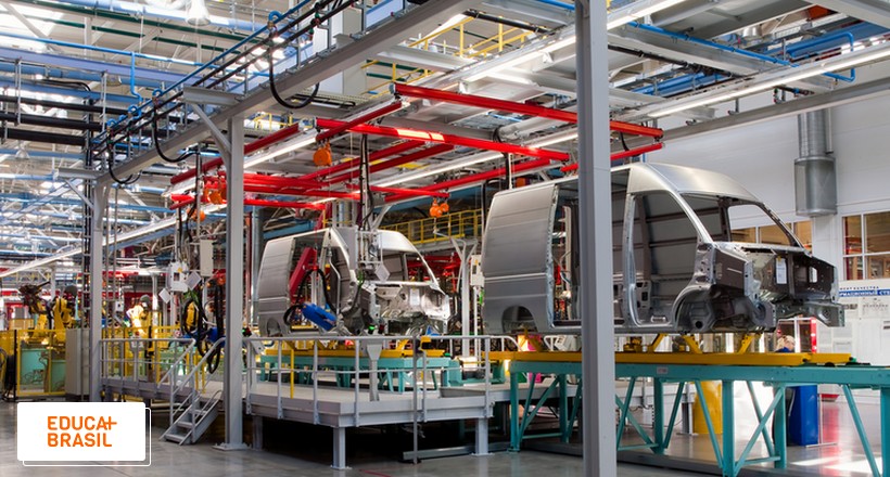 Técnico em Mecânica de Automóveis