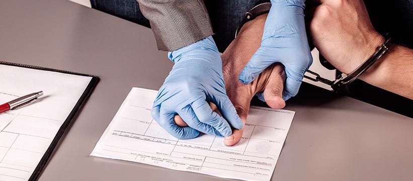 INVESTIGAÇÃO FORENSE E PERÍCIA CRIMINAL